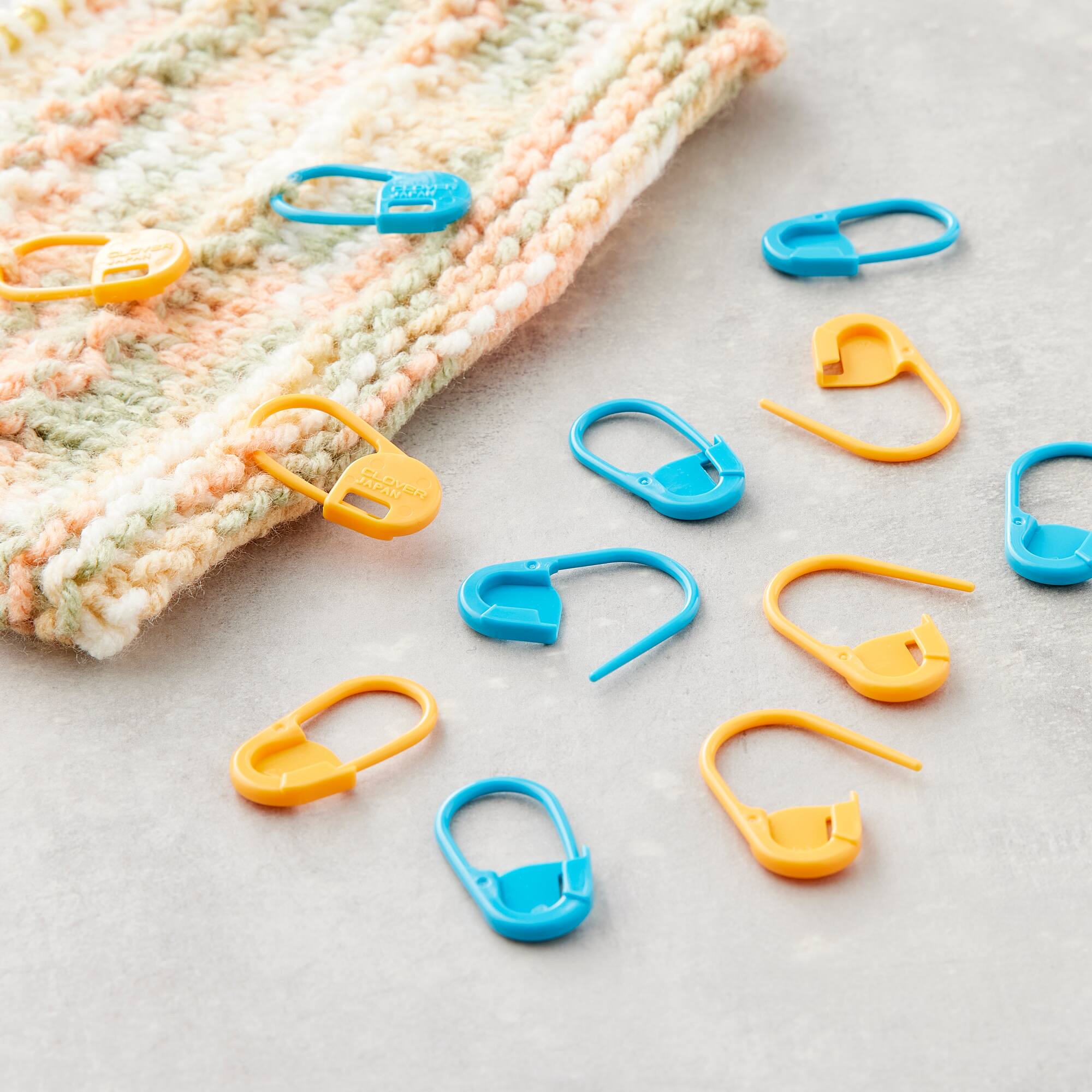 Clover Jumbo Locking Stitch Markers
